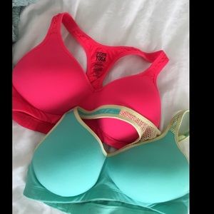 Victoria’s Secret PINK push up sports bra bundle